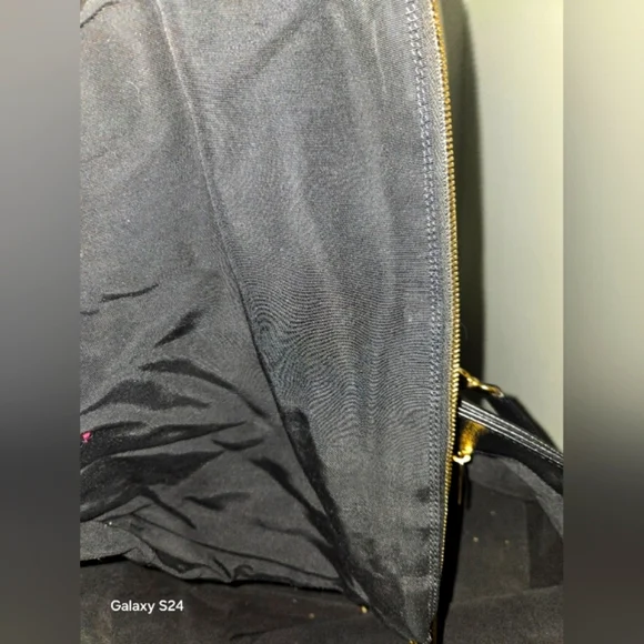 Chanel Black Executive Leather Tote Bag - Picture 7 of 8